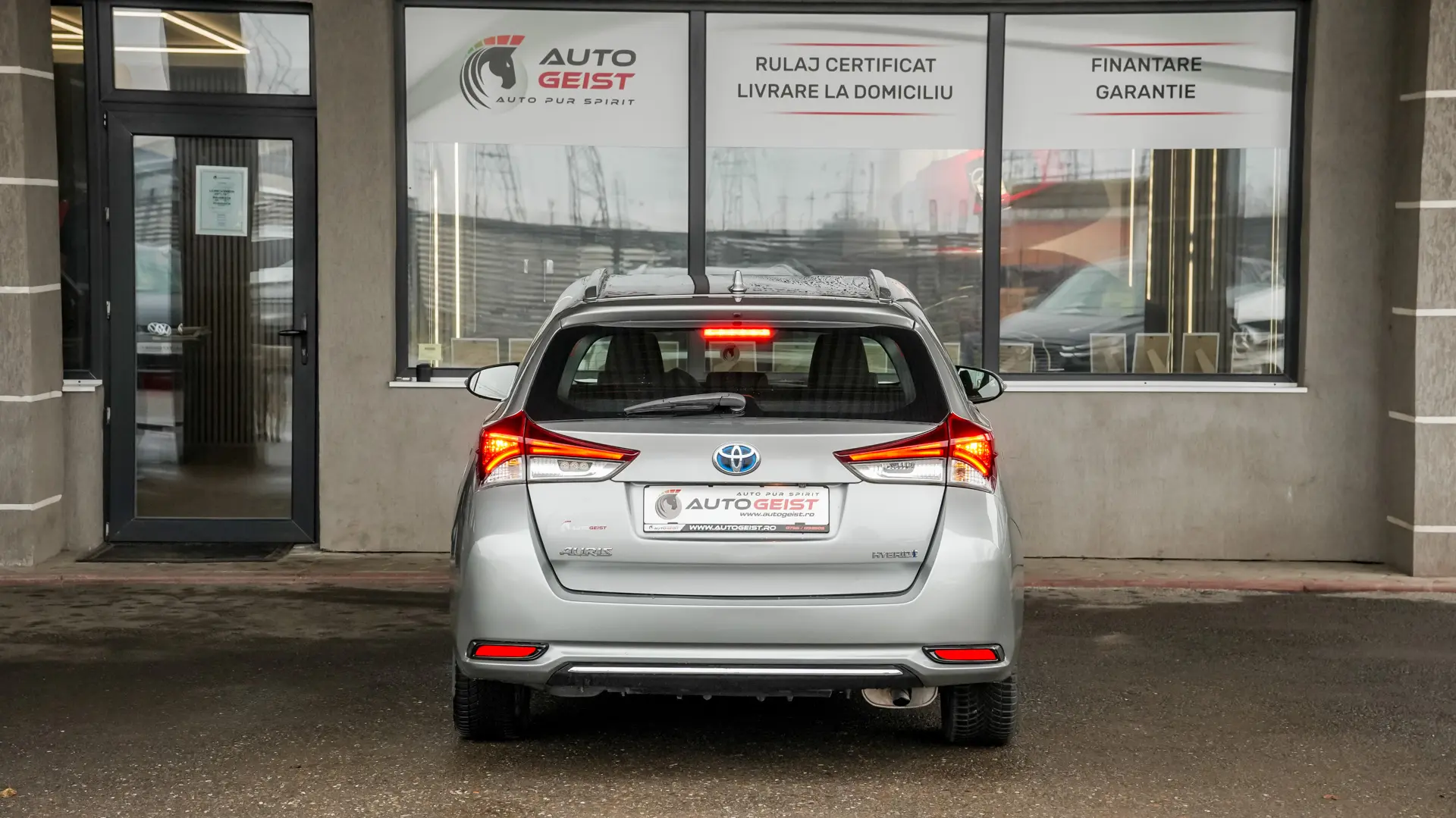 Toyota Auris 1.8 hybrid Business