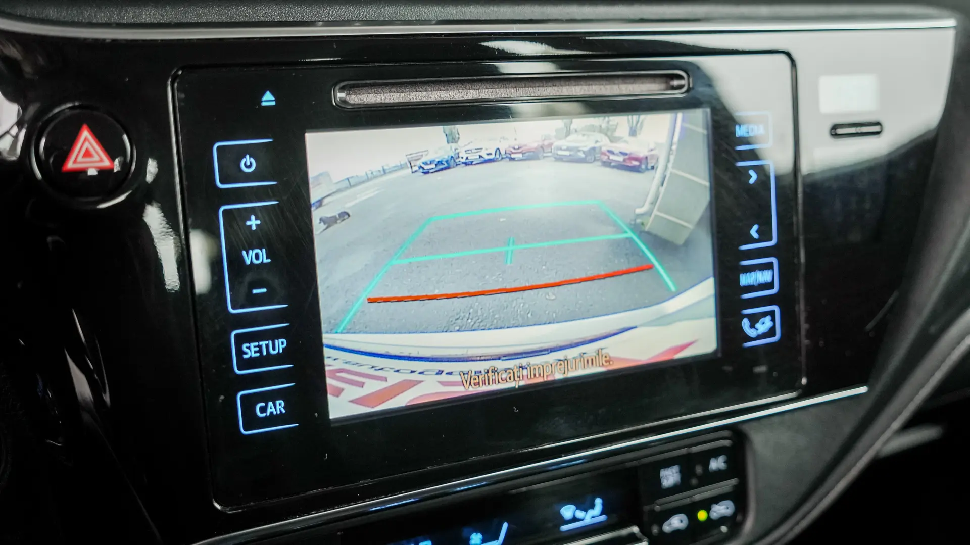 Toyota Auris 1.8 hybrid Business