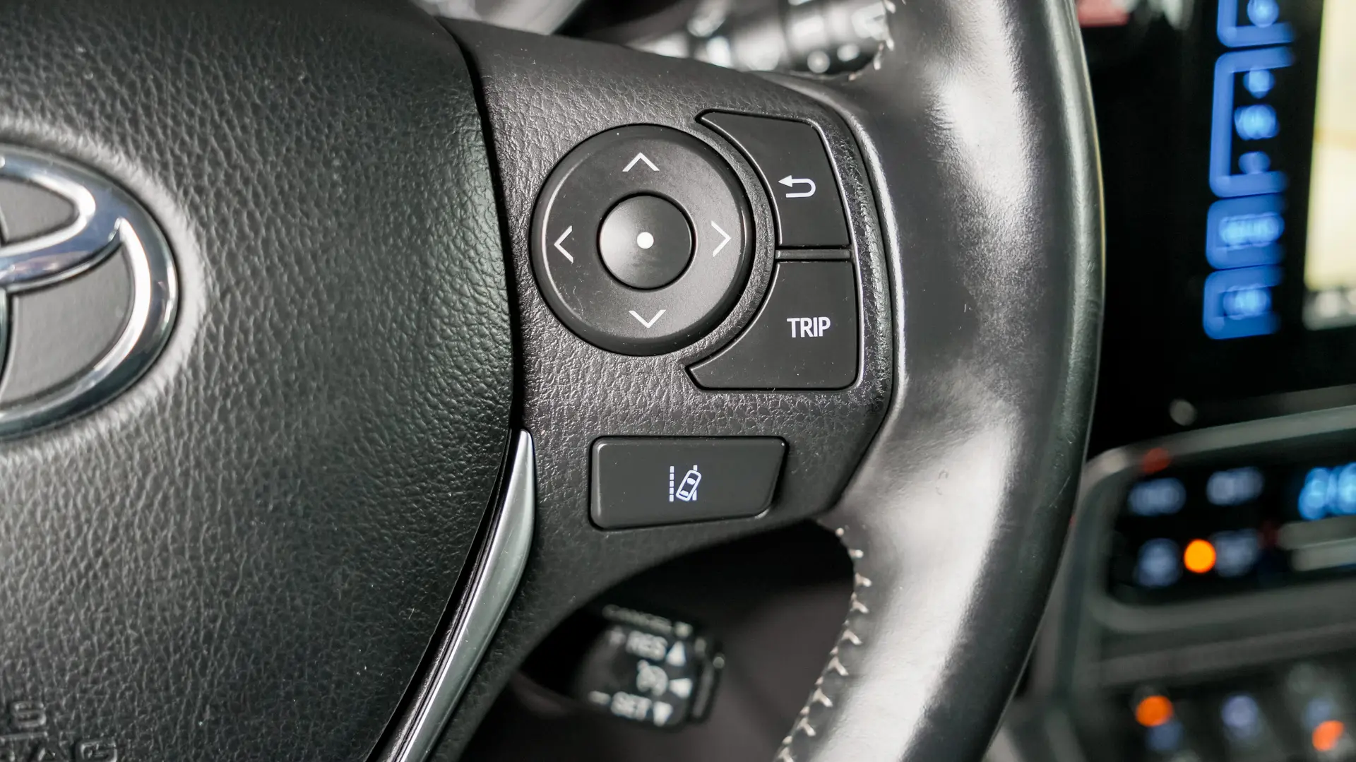 Toyota Auris 1.8 hybrid Business