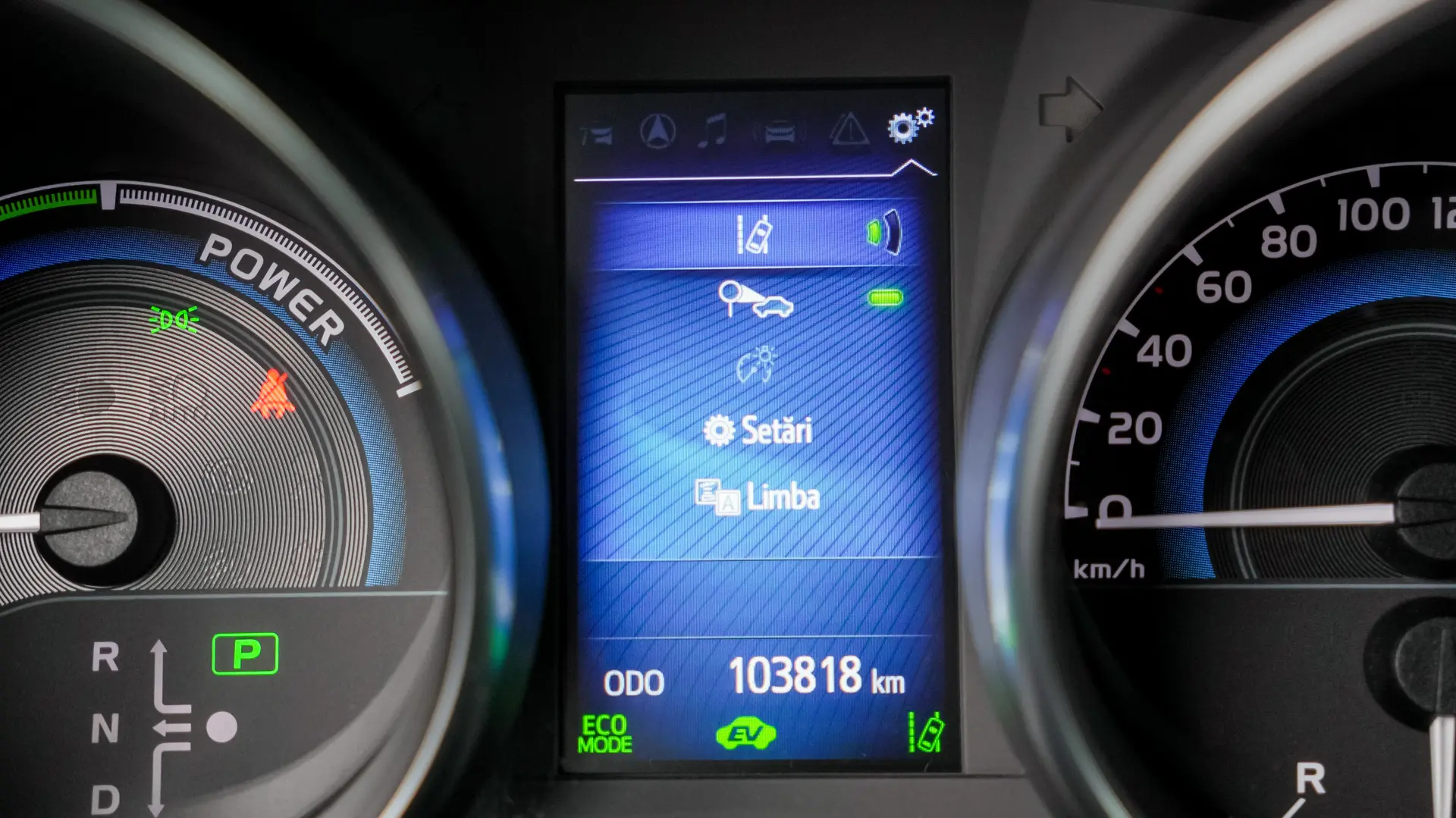 Toyota Auris 1.8 hybrid Business