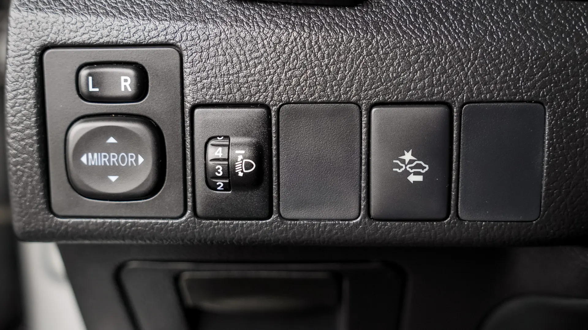 Toyota Auris 1.8 hybrid Business