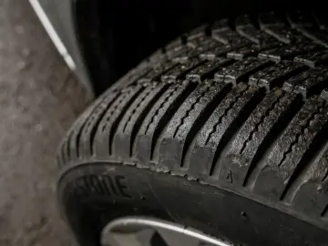 Toyota Auris 1.8 hybrid Business