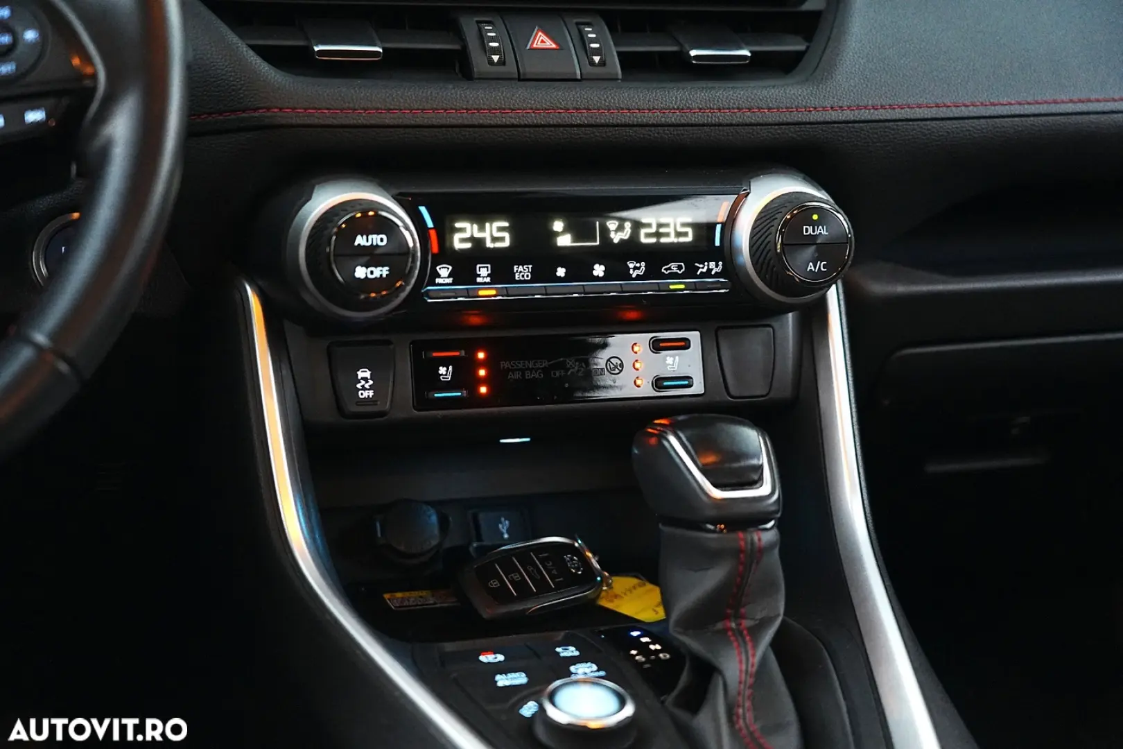 Toyota RAV4 2.5 PHEV VVT-iE 4x4 Style Bi-Tone