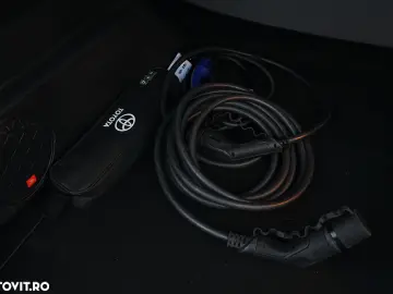 Toyota RAV4 2.5 PHEV VVT-iE 4x4 Style Bi-Tone