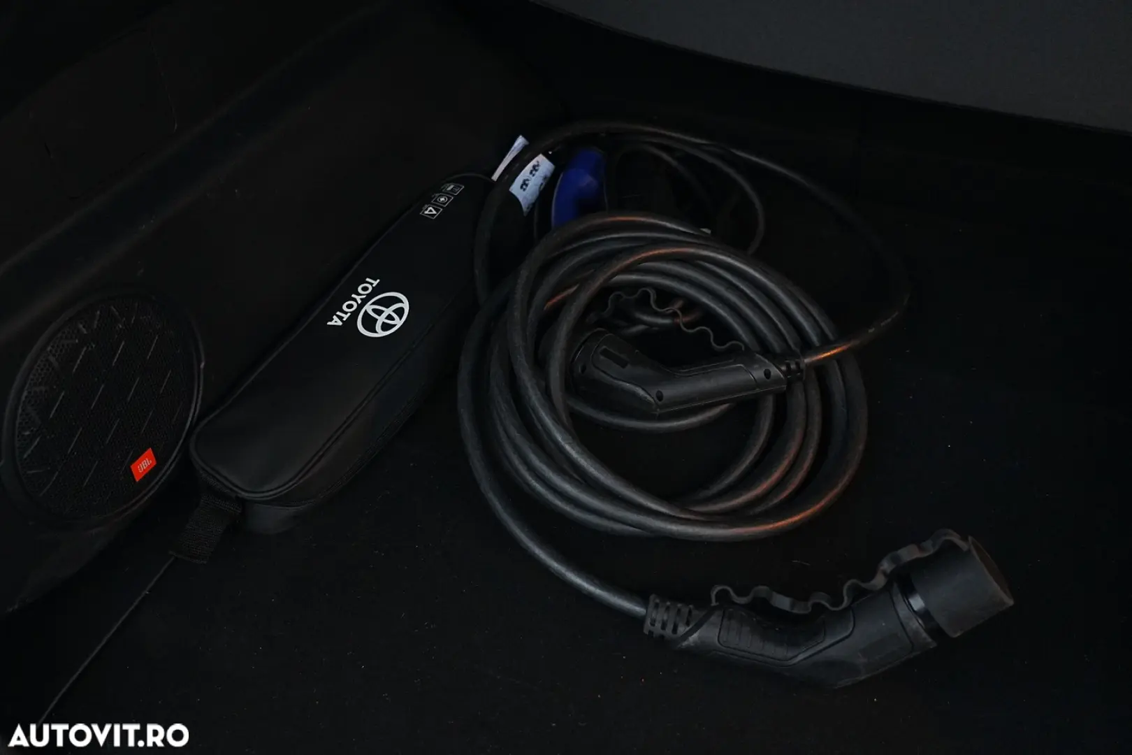 Toyota RAV4 2.5 PHEV VVT-iE 4x4 Style Bi-Tone