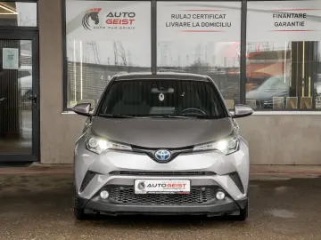 TOYOTA C-HR 1.8 hybrid