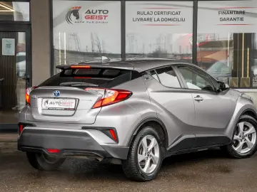 TOYOTA C-HR 1.8 hybrid