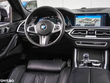BMW X6 M M50i