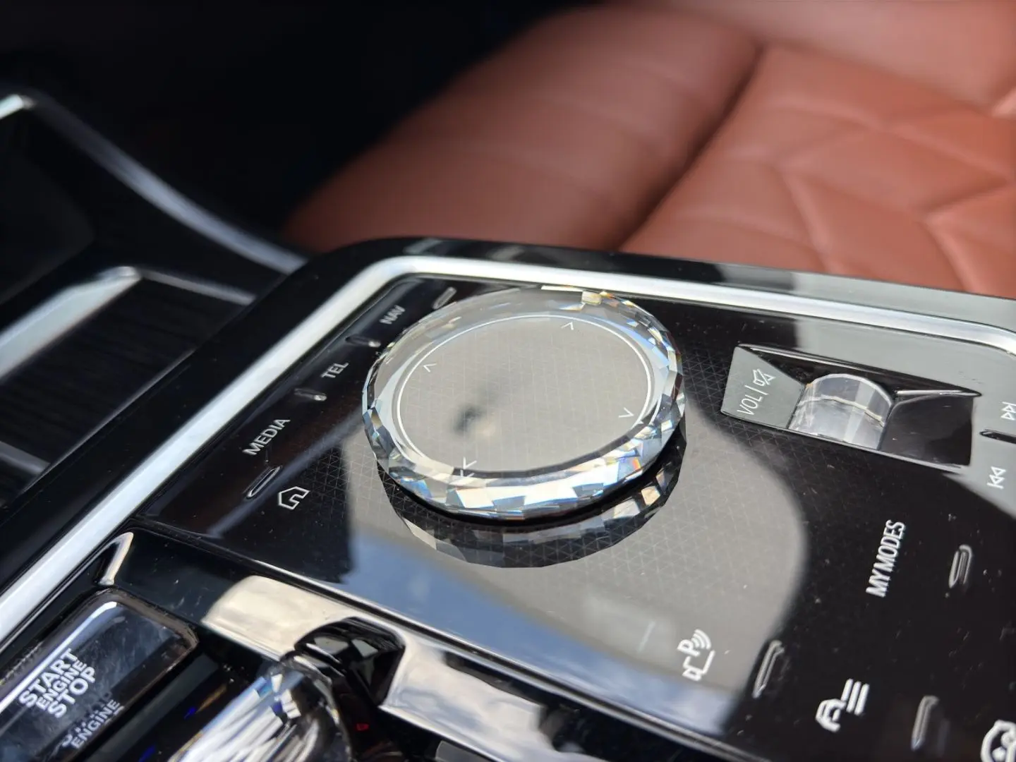 740 d xDrive M Sport Pro Kristall B&W  Garantie