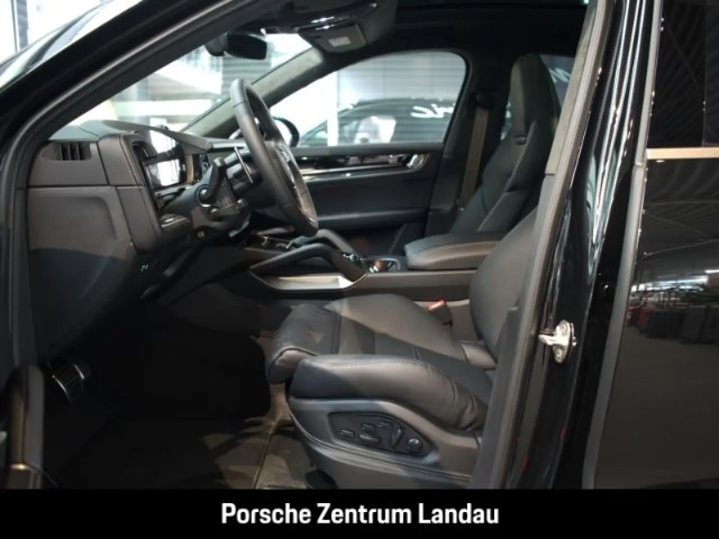 Cayenne Turbo E-Hybrid Coupe HA-Lenkung InnoDriv