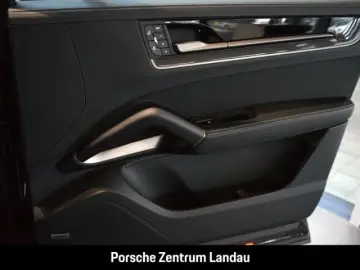 Cayenne Turbo E-Hybrid Coupe HA-Lenkung InnoDriv