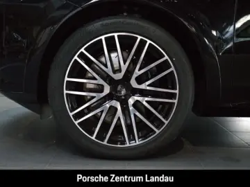 Cayenne Turbo E-Hybrid Coupe HA-Lenkung InnoDriv