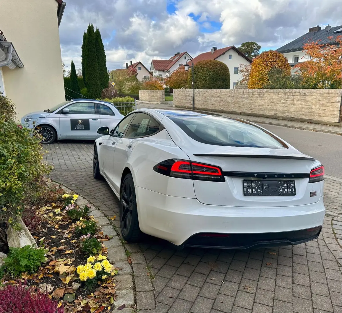 Model S Plaid