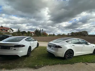 Model S Plaid