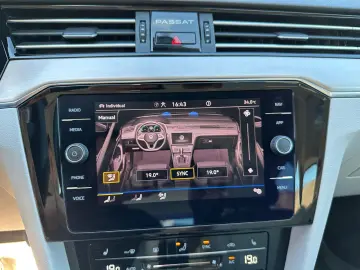 VW Passat• 272 CP• 4 Motion• DSG• Elegance• 2.0 Benzina