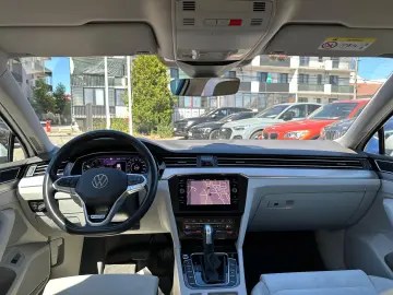 VW Passat• 272 CP• 4 Motion• DSG• Elegance• 2.0 Benzina