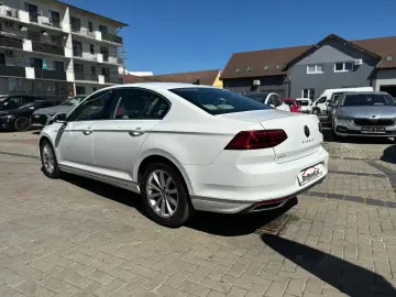 VW Passat• 272 CP• 4 Motion• DSG• Elegance• 2.0 Benzina