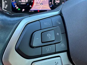 VW Passat• 272 CP• 4 Motion• DSG• Elegance• 2.0 Benzina