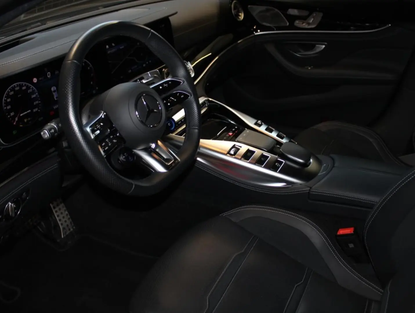 AMG GT  43 4M Aero V8 Styling Pano Night Burm