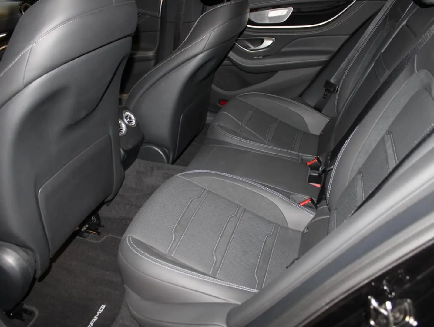 AMG GT  43 4M Aero V8 Styling Pano Night Burm