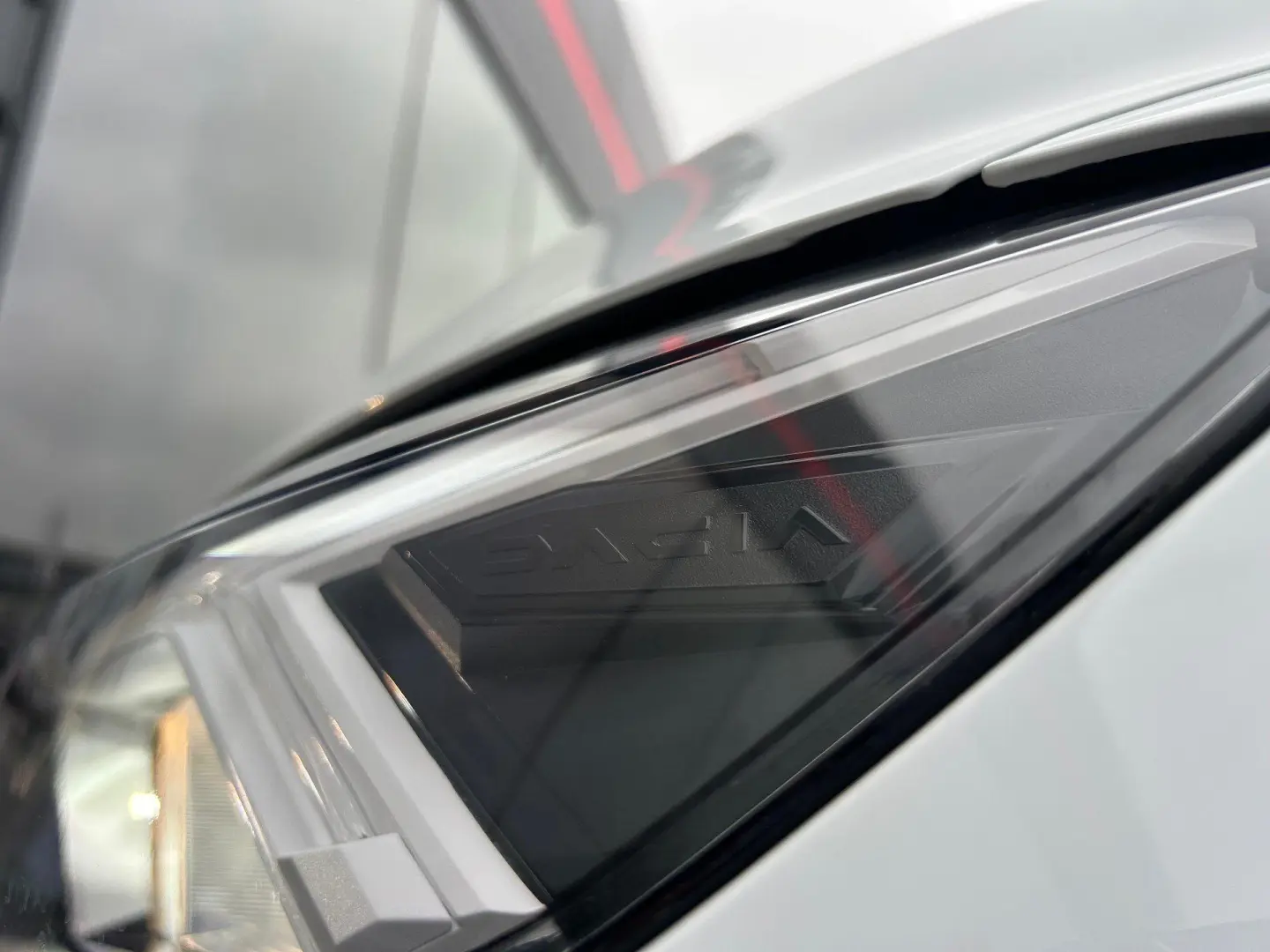 Dacia Logan ECO-G 100 MT6 Expression 2025