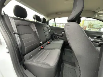 Dacia Logan ECO-G 100 MT6 Expression 2025