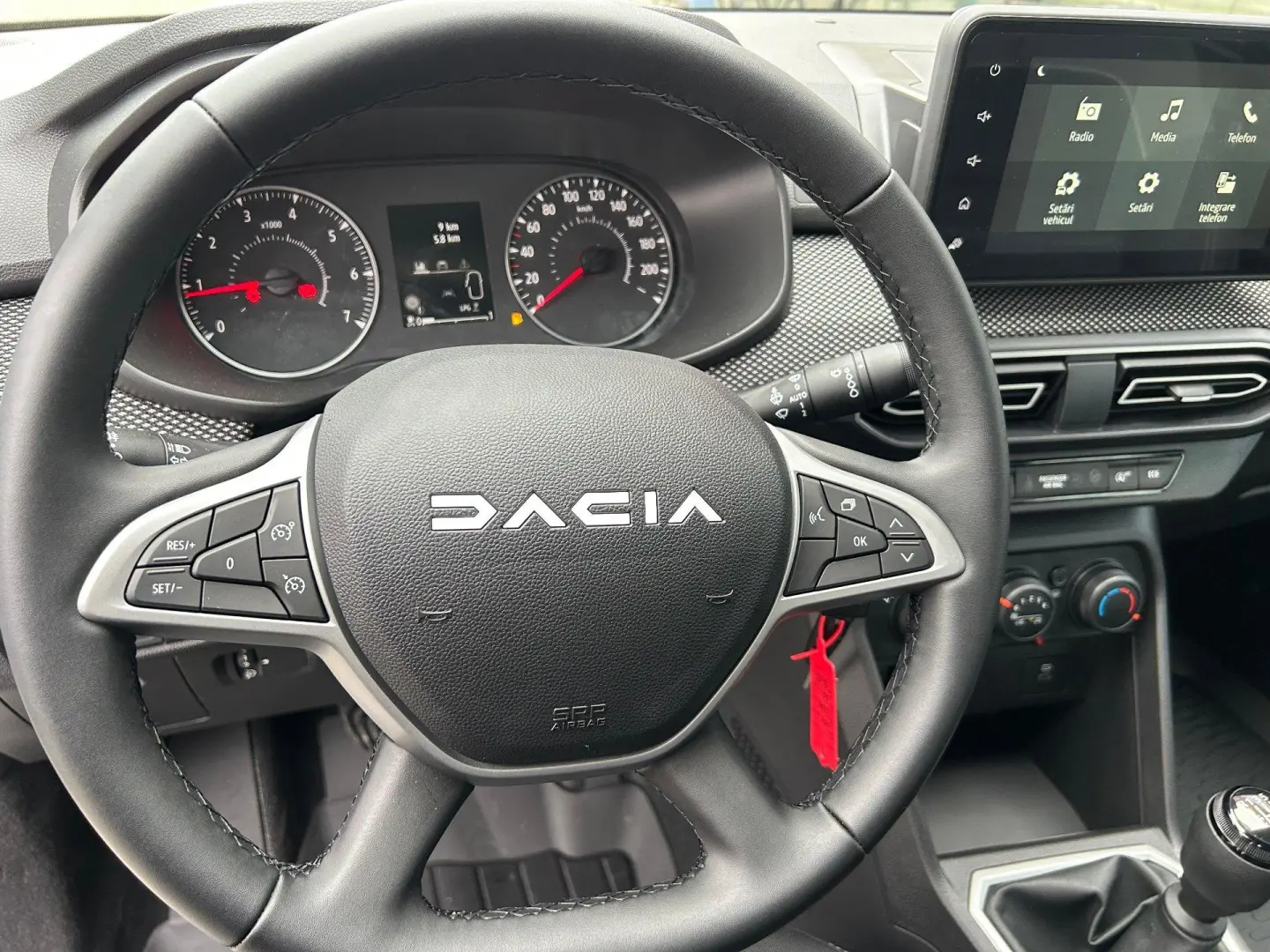 Dacia Logan ECO-G 100 MT6 Expression 2025