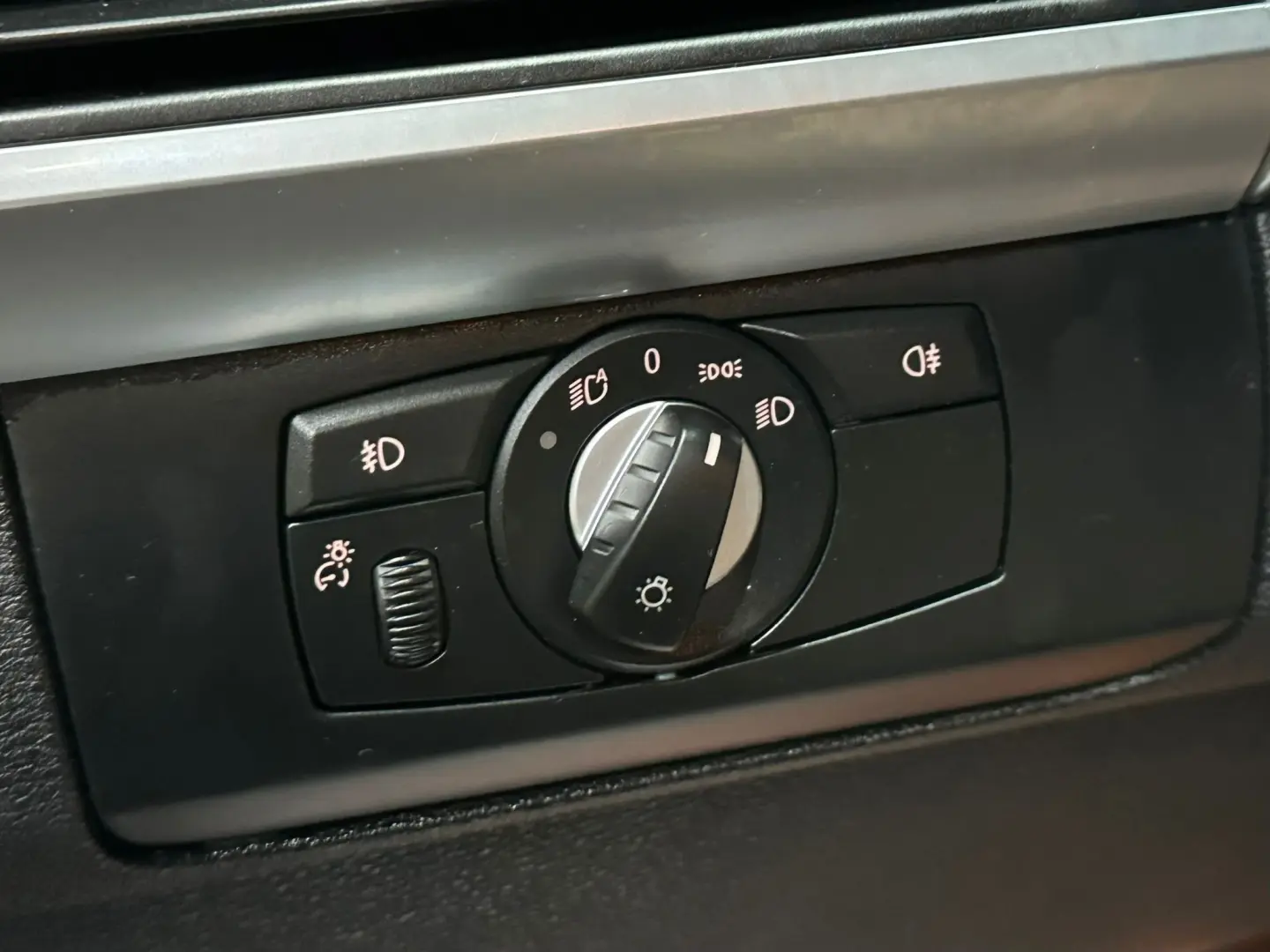 𝐁𝐌𝐖 𝐗𝟓