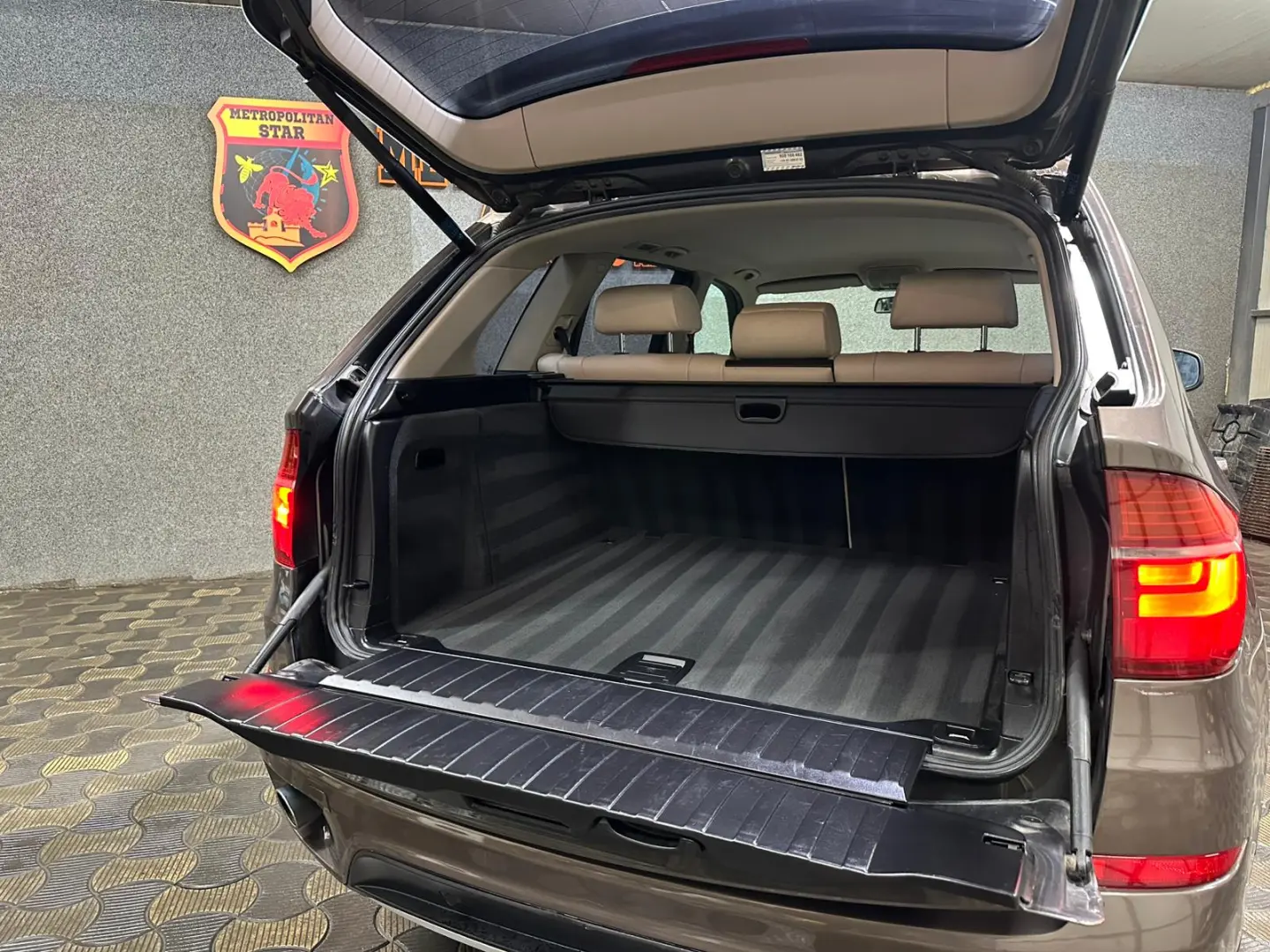 𝐁𝐌𝐖 𝐗𝟓