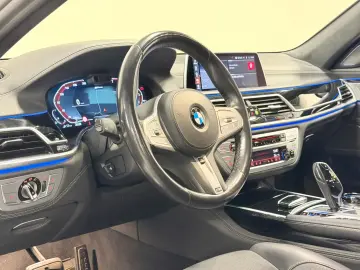 BMW 745e M Pack Individual