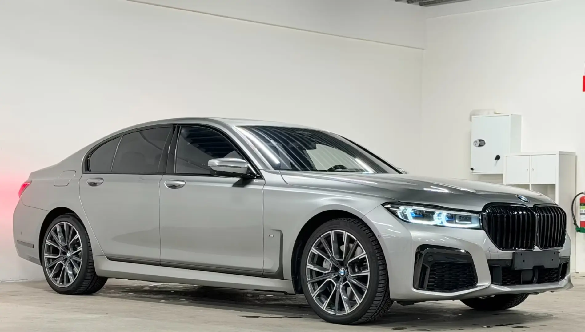 BMW 745e M Pack Individual