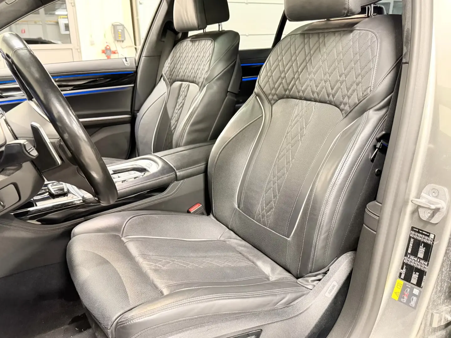 BMW 745e M Pack Individual