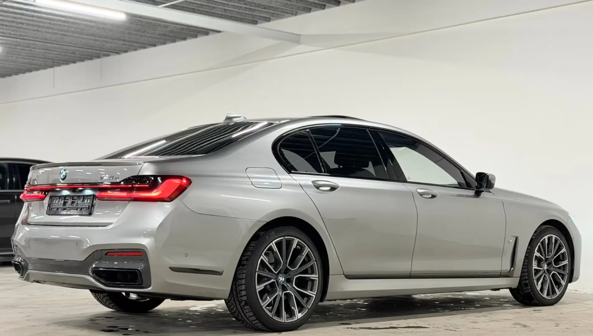 BMW 745e M Pack Individual