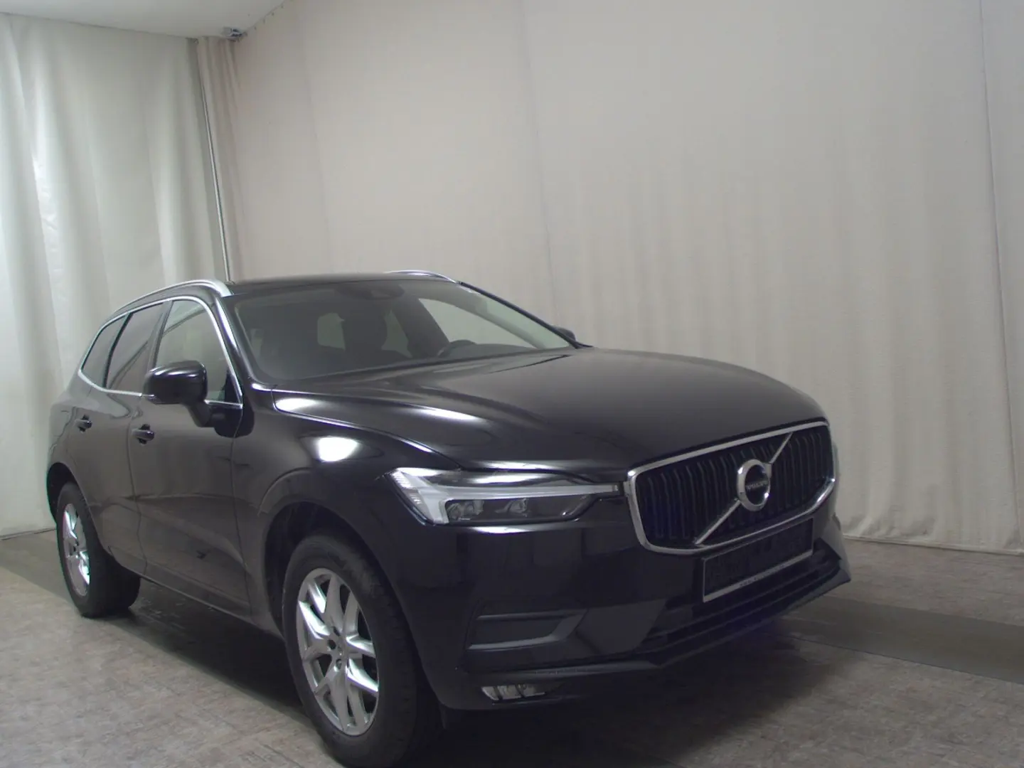 XC60 B4 D Momentum Navi LED AHK