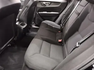 XC60 B4 D Momentum Navi LED AHK