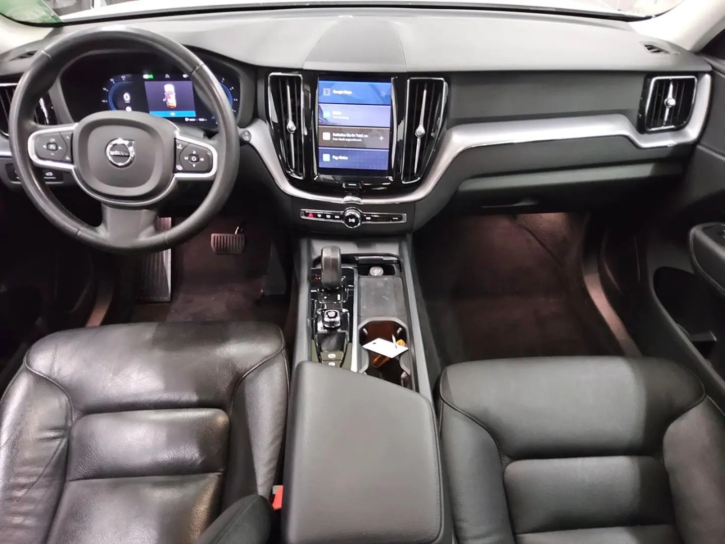 XC60 B4 Momentum Pro Navi LED Leder Sound AHK