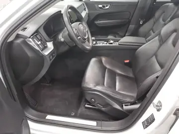 XC60 B4 Momentum Pro Navi LED Leder Sound AHK