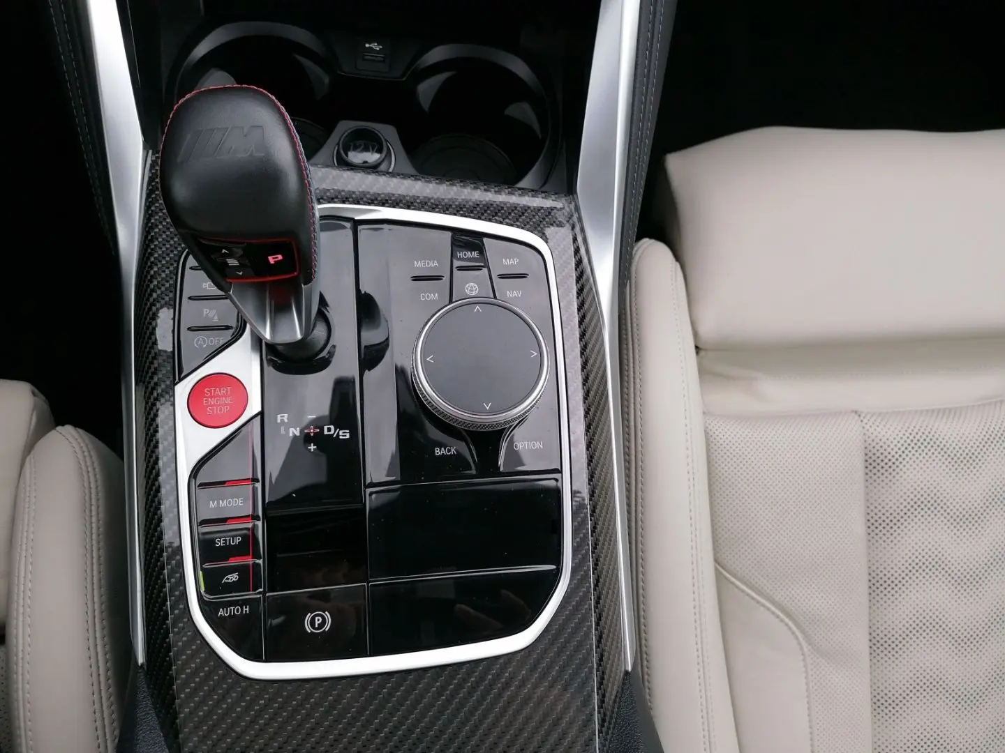 M4 Competition M Drivers Package HUD Sitzbelüftu