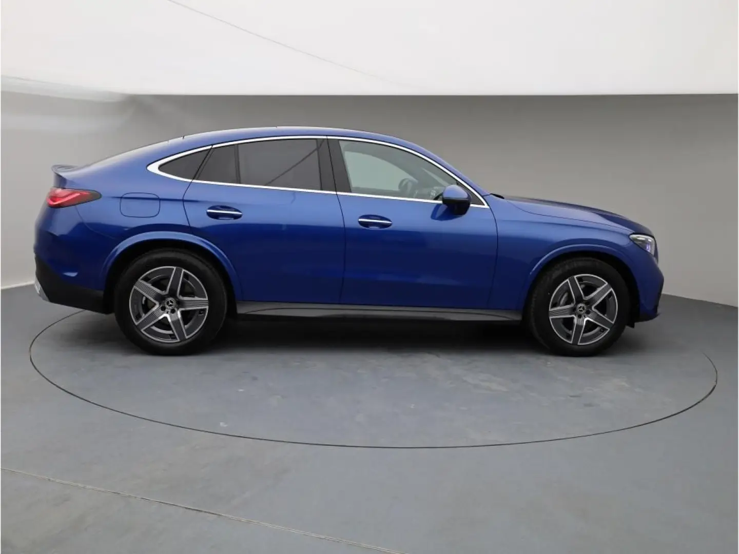 GLC 300 d 4M Cp AMG Premium Burm AHK Pano