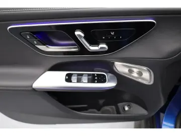 GLC 300 d 4M Cp AMG Premium Burm AHK Pano