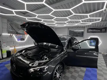 Mercedes-Benz E 53 AMG