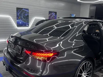 Mercedes-Benz E 53 AMG