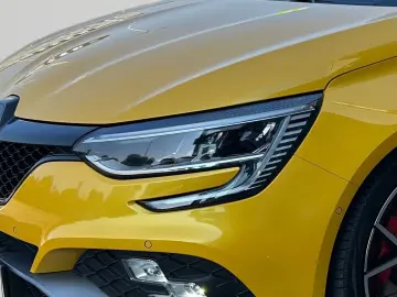 Megane IV 1.8 TCe R.S. Trophy  HEAD-UP BOSE LED