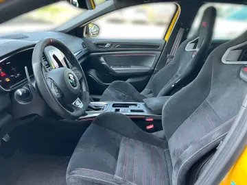 Megane IV 1.8 TCe R.S. Trophy  HEAD-UP BOSE LED