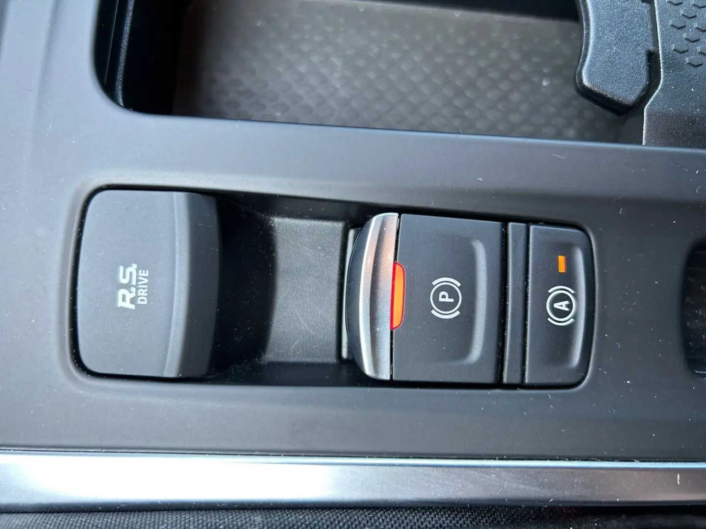 Megane IV 1.8 TCe R.S. Trophy  HEAD-UP BOSE LED