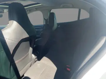 Megane R.S. TCe 300 EDC