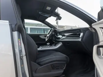 Q8 55 TFSIe Q S LINE FACELIFT LM21 HuD AHK 360