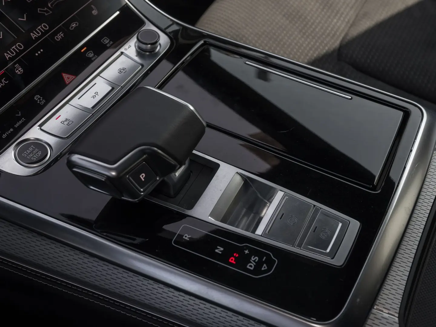 Q8 55 TFSIe Q S LINE FACELIFT LM21 HuD AHK 360