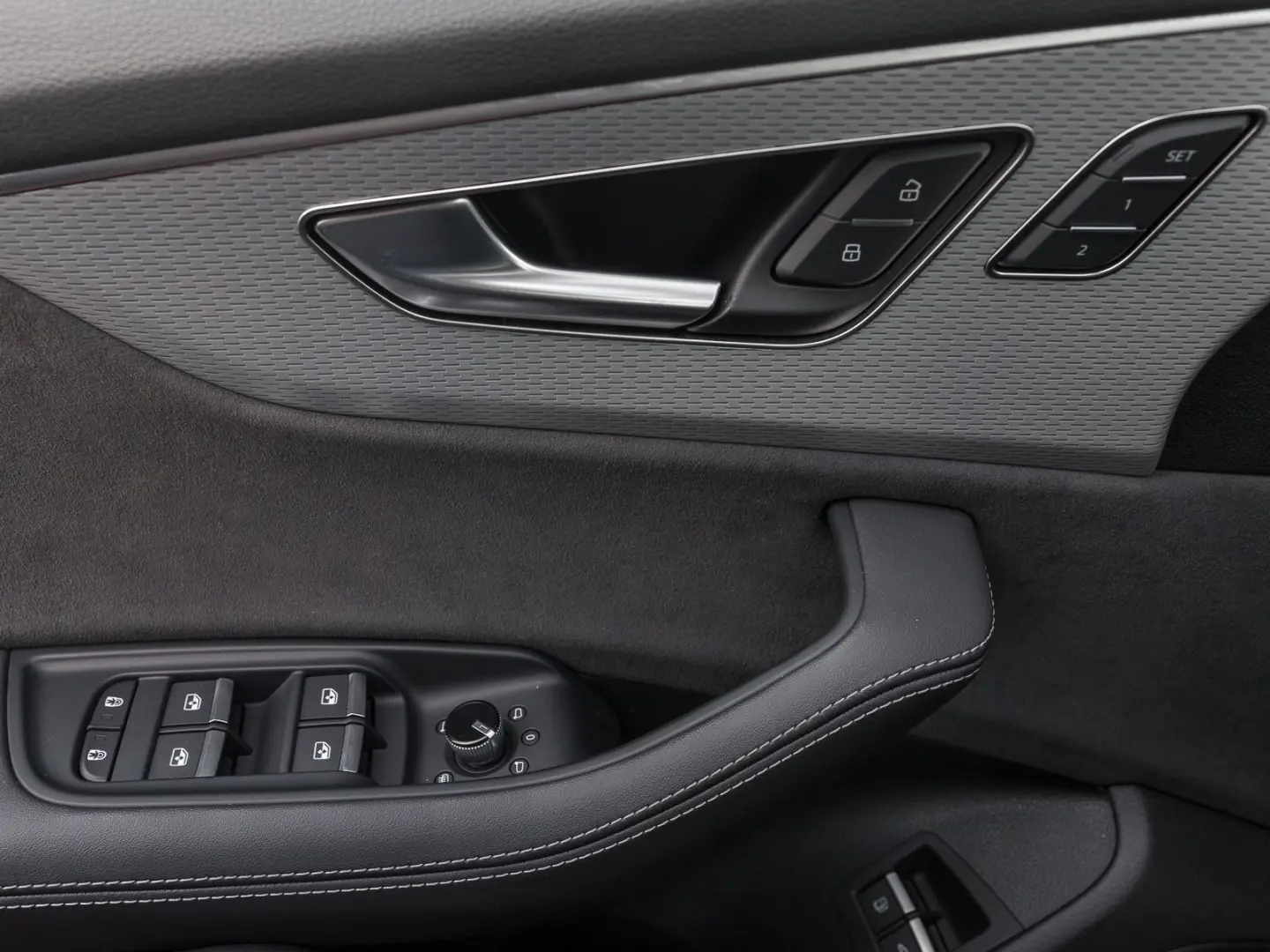 Q8 55 TFSIe Q S LINE FACELIFT LM21 HuD AHK 360