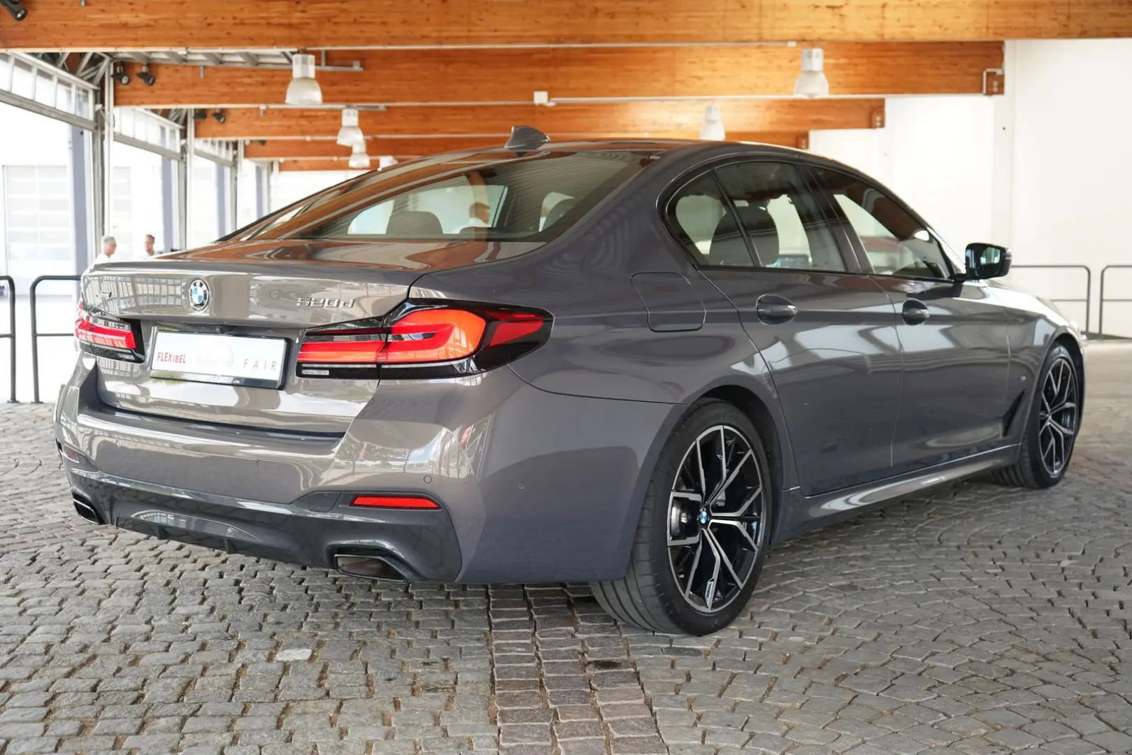 520d M Sport xDrive MHEV Aut. LED ACC Navi 360